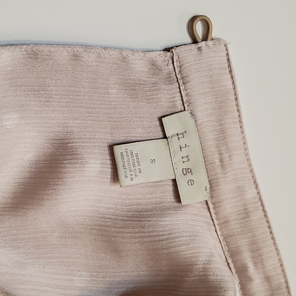 Hinge Women's Beige Keyhole Ruffle Blouse - Size S - Picture 3 of 4